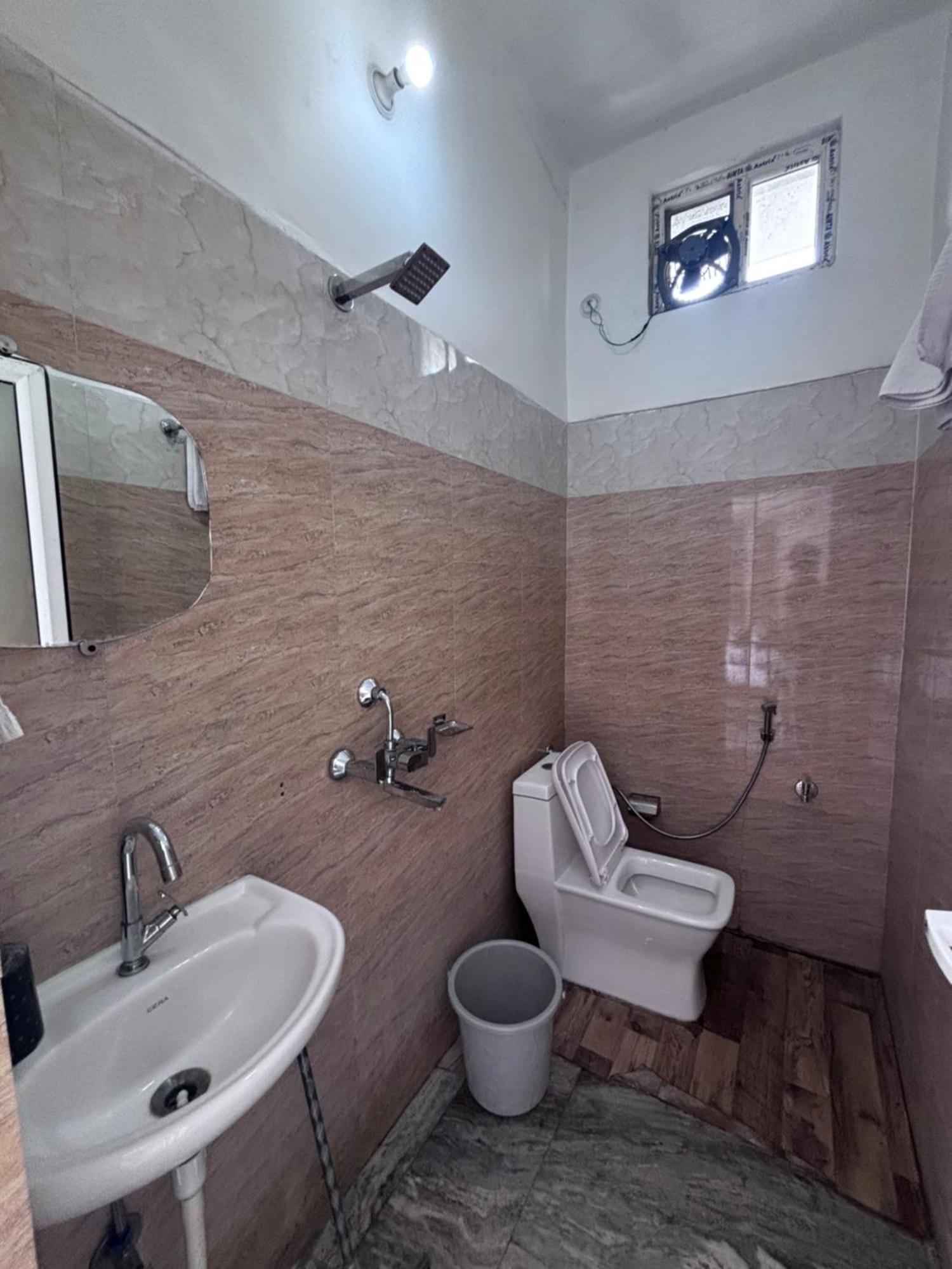 Flow House Rishikesh Ngoại thất bức ảnh